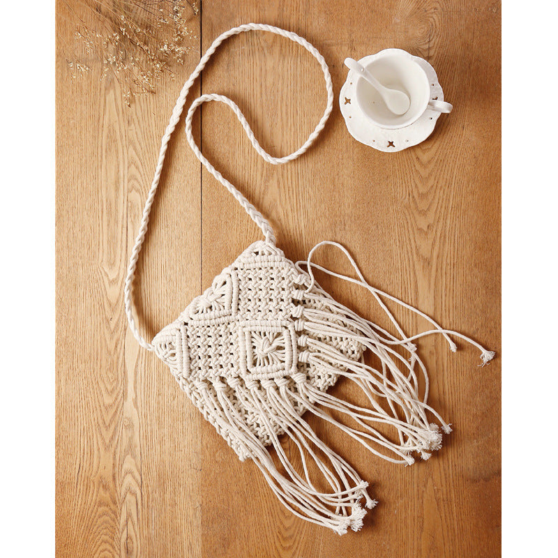 Women's Fashion Retro Tassel Crossbody Straw Bag